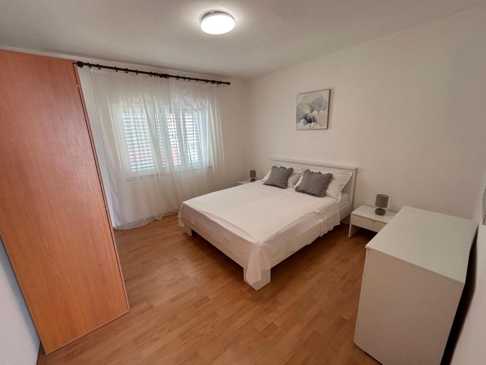 Apartmani Pavlovic Sućuraj Kültér fotó